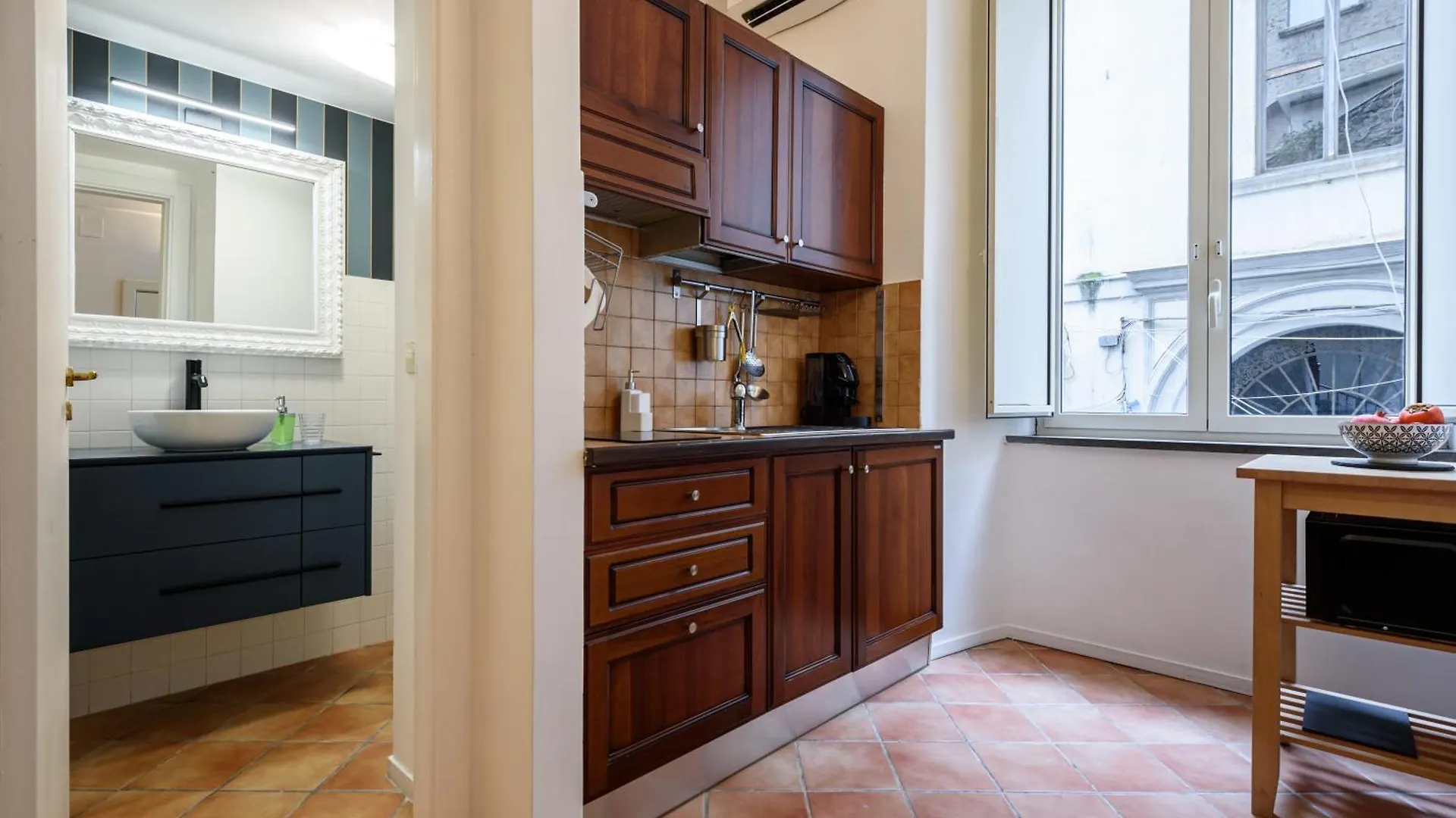Apartment A Casa Di Ersi - Dimore Partenopee Naples